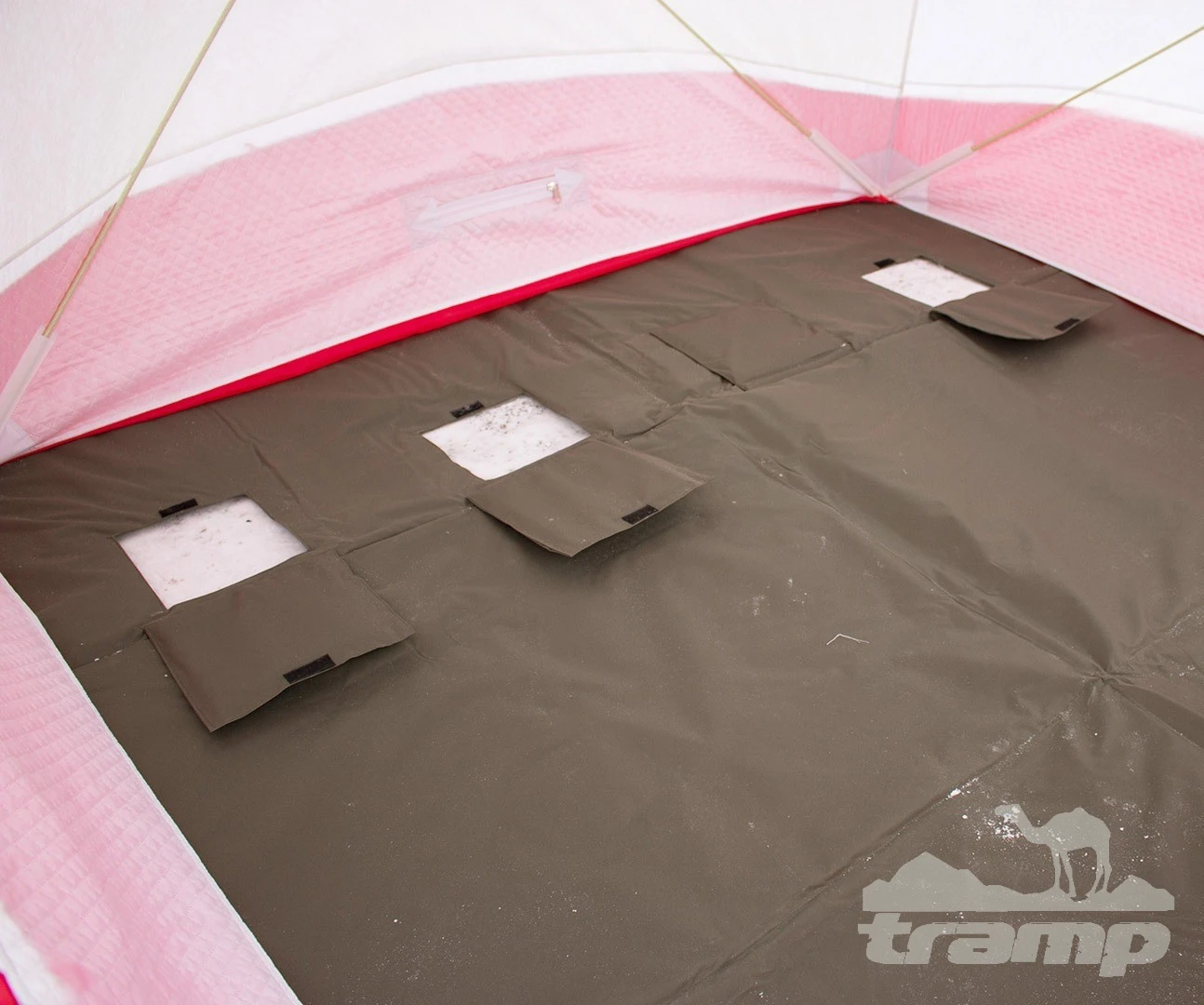 Палатки Зимняя палатка Медведь Куб 4 Люкс (2.3*2.3/2.0m) утеплённая (3-сл) + Пол (ткань Оксфорд 600D) + накидка